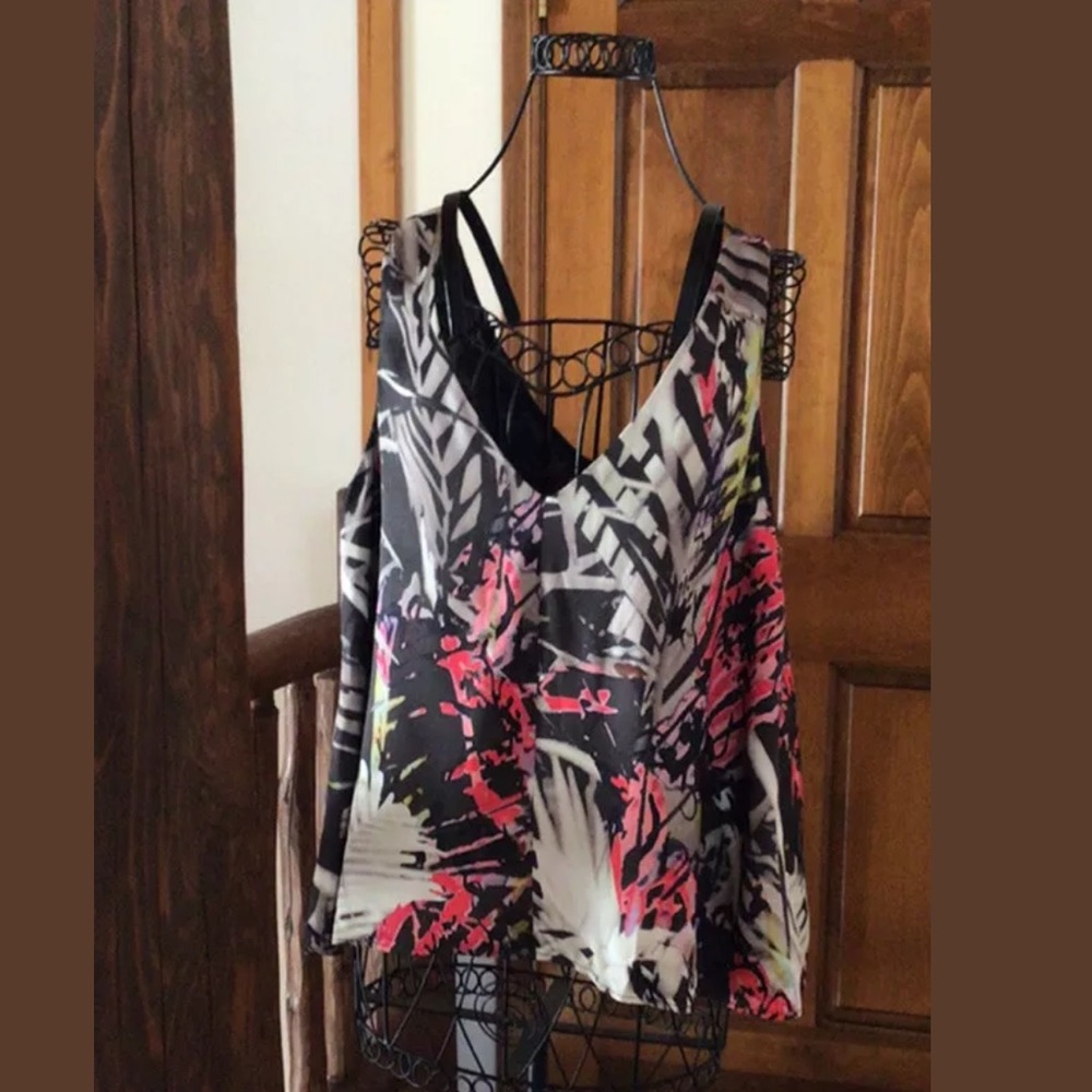 Attic and Barn Top, Size XS